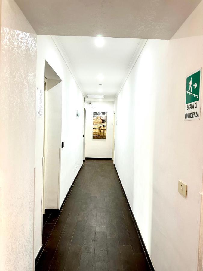 Trevi Romantic Alcova Zewnętrze zdjęcie